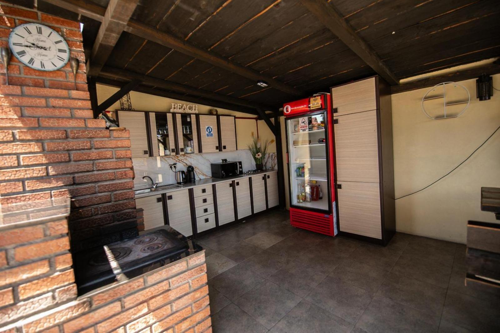 Hotel Casa Jessi Două Mai Zewnętrze zdjęcie